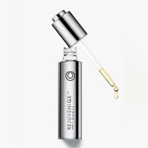 New Monat Rejuveniqe oil intensive 1 Oz